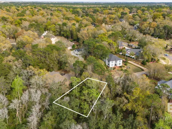 120 McIntosh Bluff Rd, Fairhope, AL 36532