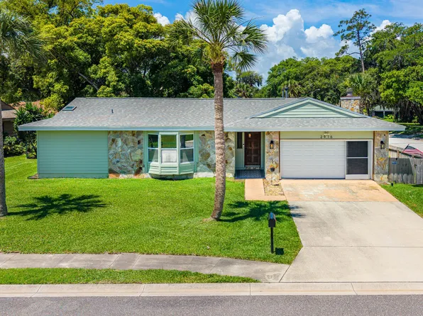 2916 Foxcroft Ln, South Daytona, FL 32119