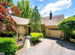 654 Franklin St, State College, PA 16803