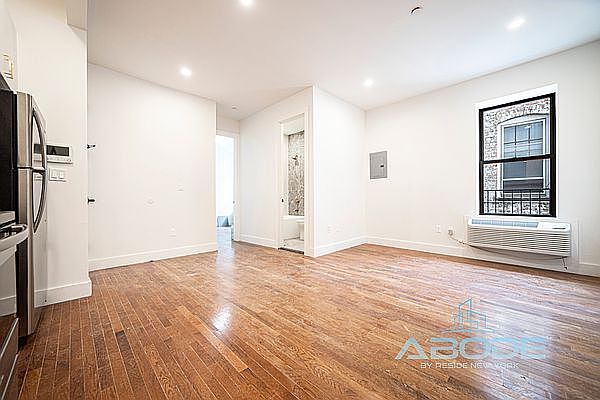1st image of 311 Woodbine St #B1