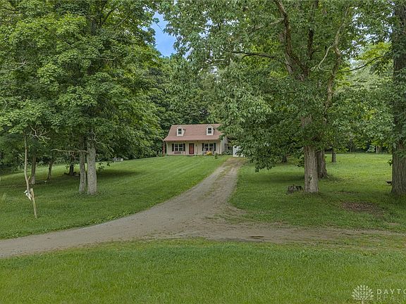 4th image of 2038 Pratt Rd