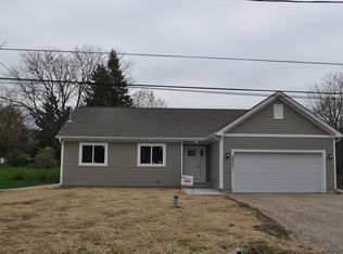 26061 W Lotus Rd, Antioch, IL 60002