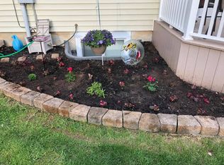 4094 Calvin Dr, Adrian, MI 49221