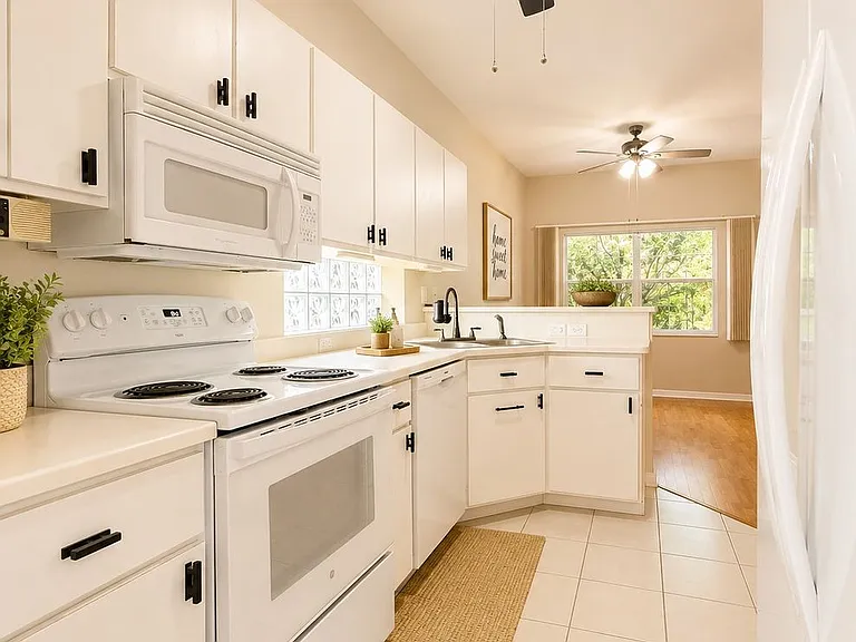 10716 Blue Bimini Cir — Photo 4