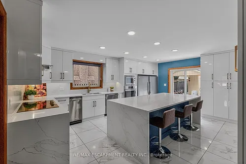 41 Candor Cres Photo 1