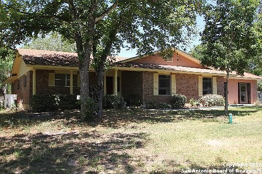 1st image of 1055 Bluebonnet Ln