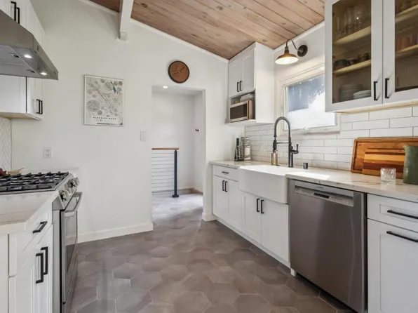 54 Woodside Lane, Mill Valley, CA 94941