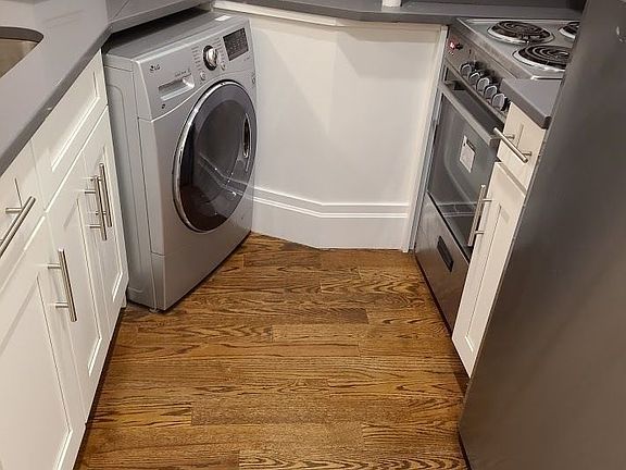 5th image of 345 W 16th St #7A