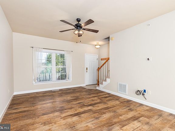 3rd image of 326 Williams St Unit 201B2
