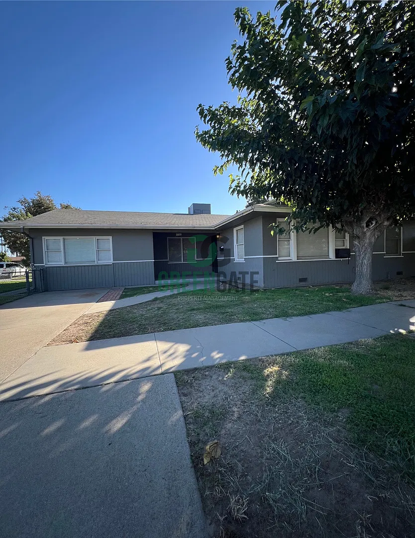 Now Available! 2 Bedroom, 1 Bathroom Located in Ceres, CA! — Photo 1