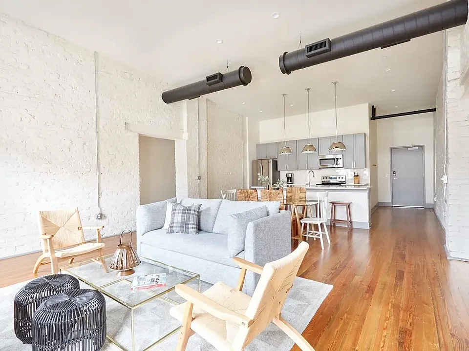 216 W Broughton St #2A
