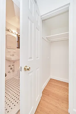 Rented by Living New York | media 10