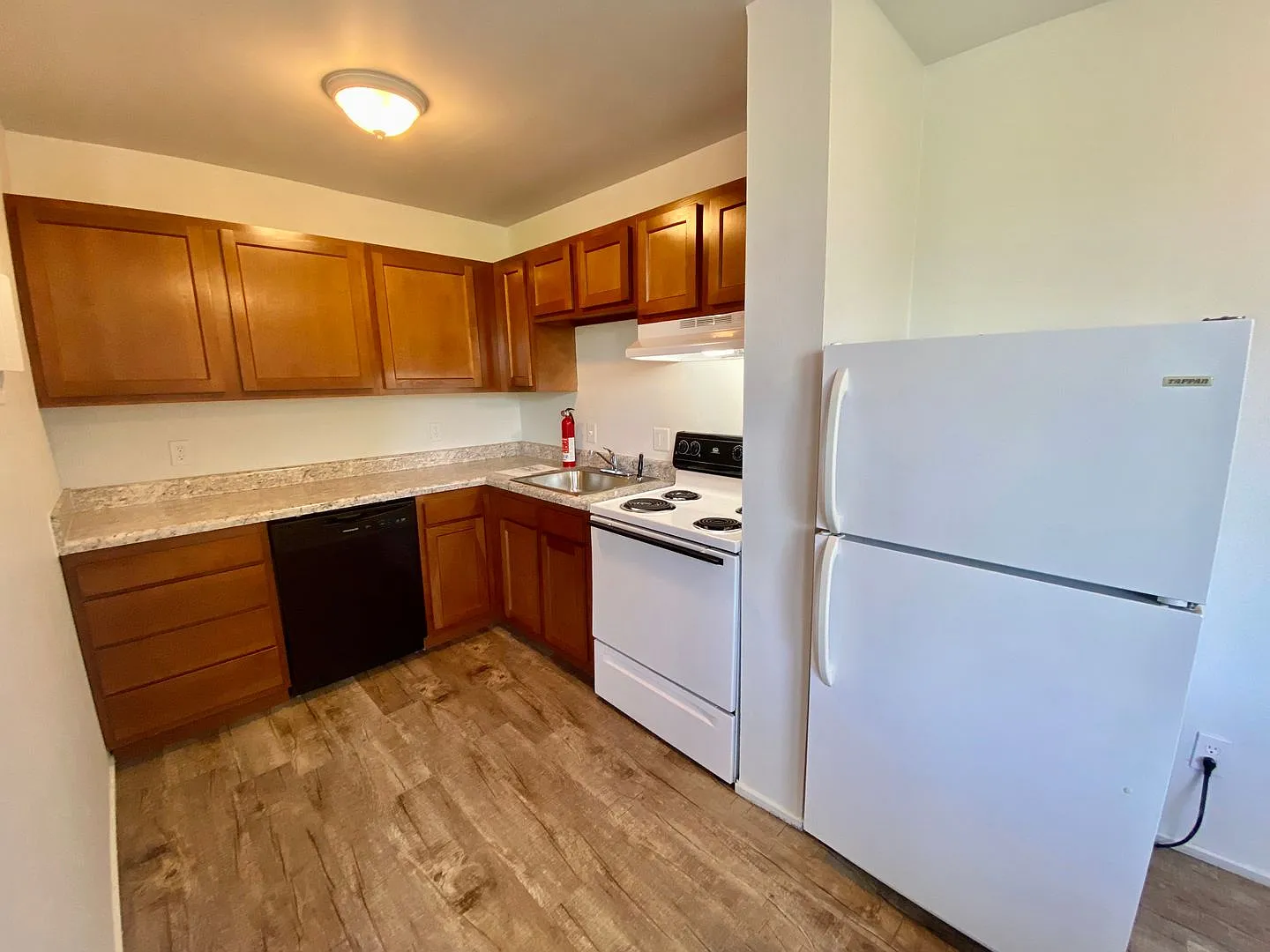 514 Emmet St — Photo 4