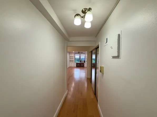 1119 Ocean Parkway image 14 of 26