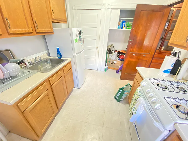 1642 Commonwealth Ave — Photo 6