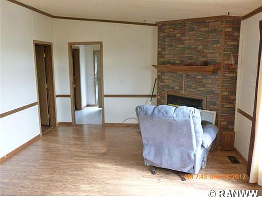 4th image of 896 N Larson Drive