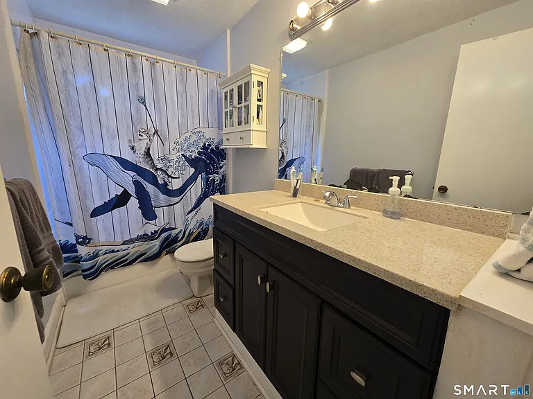 400 N Main St #24 — Photo 15