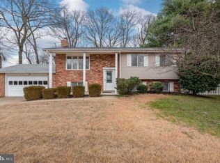 62 Circle Rd, Pasadena, MD 21122