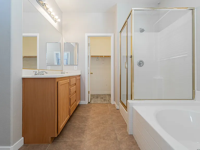 8611 Splendid Leaf Ct — Photo 24