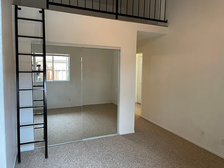 6446 Linda Lee Dr #C — Photo 8