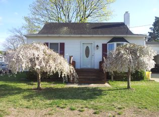 45 Collins Rd, Hamilton, NJ 08619