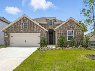 530 Red Barn Dr, Van Alstyne, TX 75495