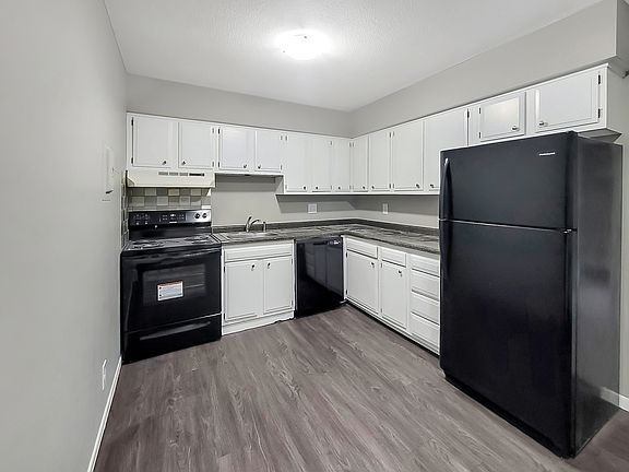 4th image of 110 NW State St #1114-08