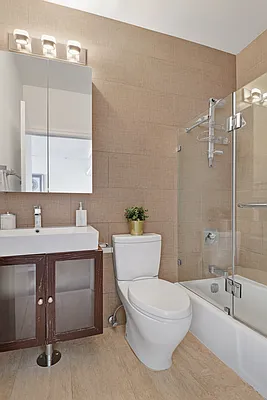 Sold by Compass | media 7