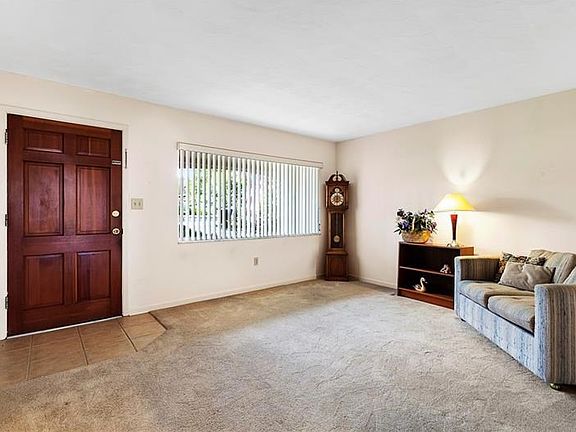 3rd image of 3136 Boger Blvd E