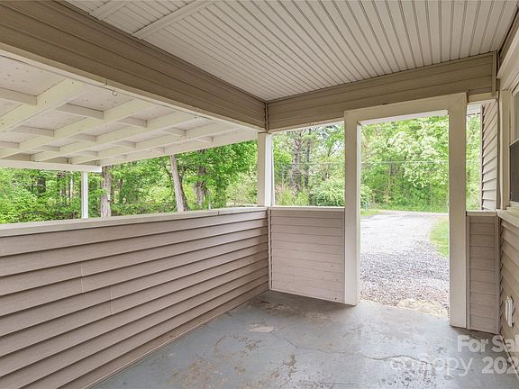 5th image of 47 Micadale Ln