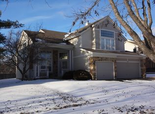 1370 Nightingale Ln, Bartlett, IL 60103