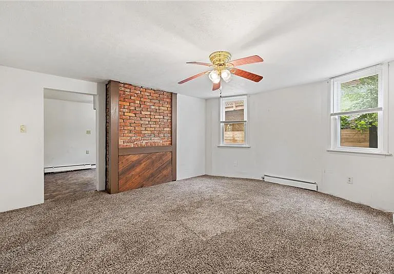 209 E Meyers St — Photo 21