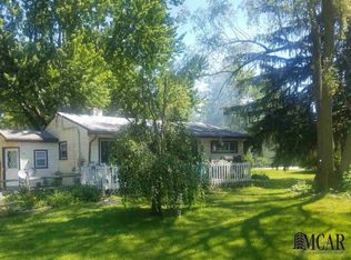 3802 Saint Anthony Rd, Temperance, MI 48182