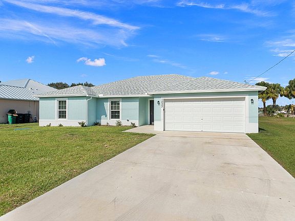 3rd image of 1033 SW Ingrassina Avenue