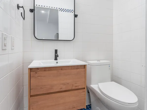 121 Division Street image 17 of 20