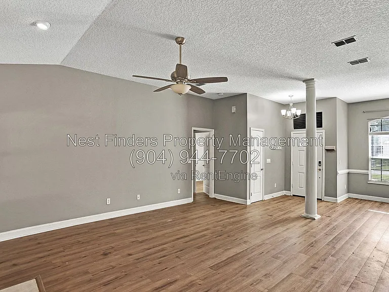 1819 Branch Vine Dr W — Photo 9