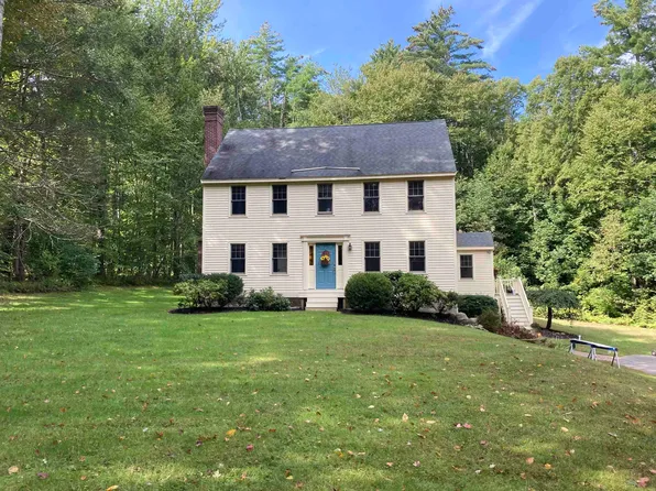 22 Peabody Drive, Brentwood, NH 03833