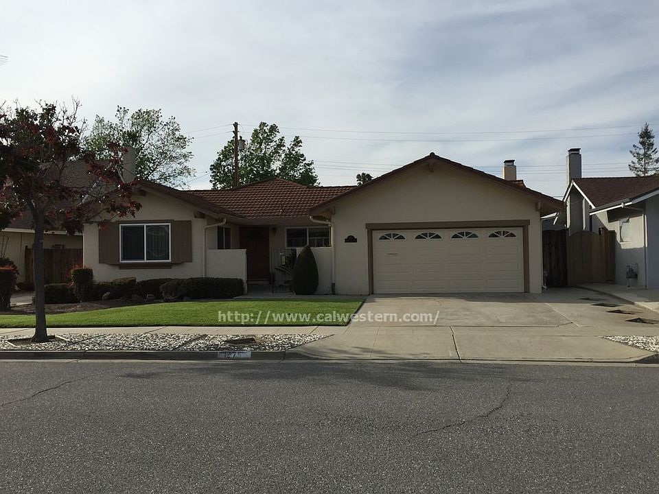 1st image of 1275 Mary Lee Way