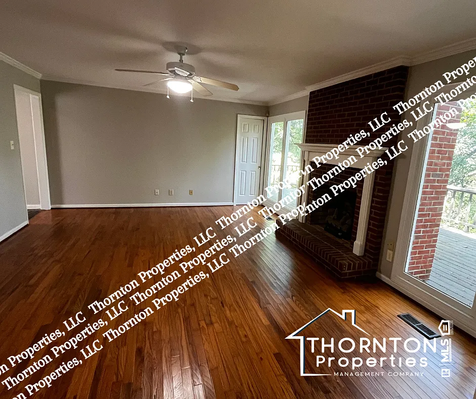 3 bed, 2124 sqft, $2,000 — Photo 4