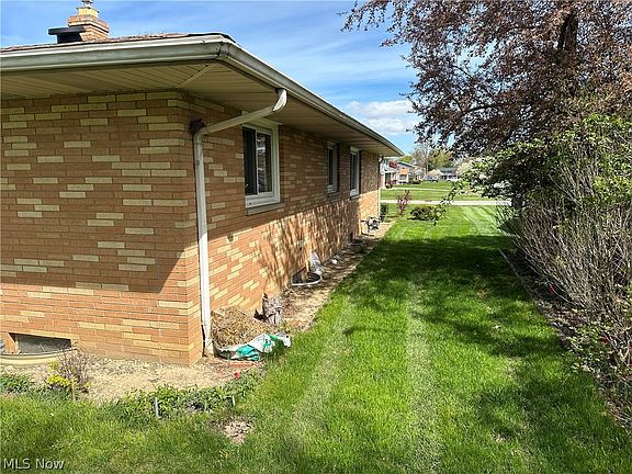 5th image of 16205 Canterbury Dr