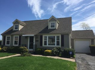 89 Chesterfield Ave, Springfield, MA 01118