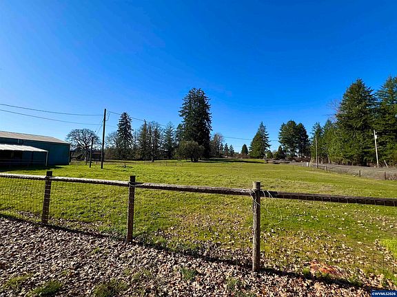 4th image of 40544 McDowell Creek Dr