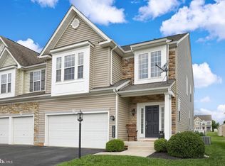 3831 Kings Ln, Dover, PA