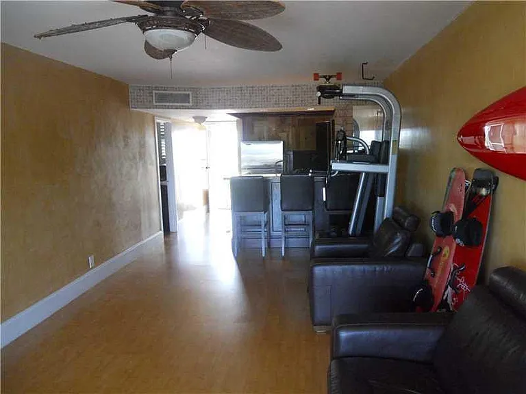 5321 NE 24th Ter #512 — Photo 10