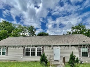 3 Dadoo Dr, Asheville, NC 28806