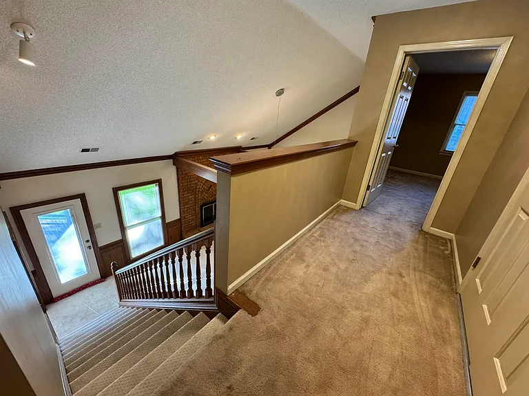 2025 Mount Badon Ln — Photo 31