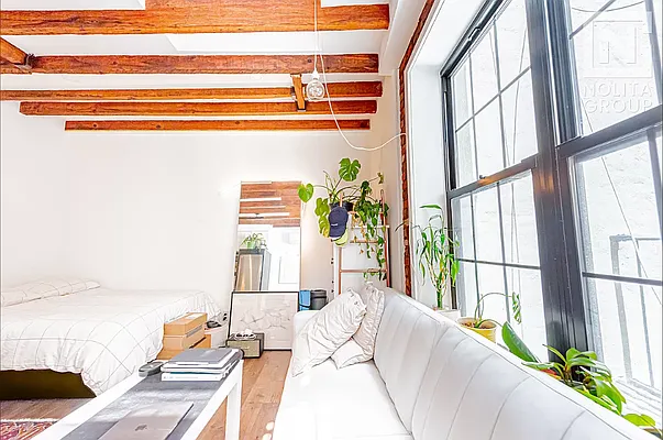 Rented by Nolita Group | media 4