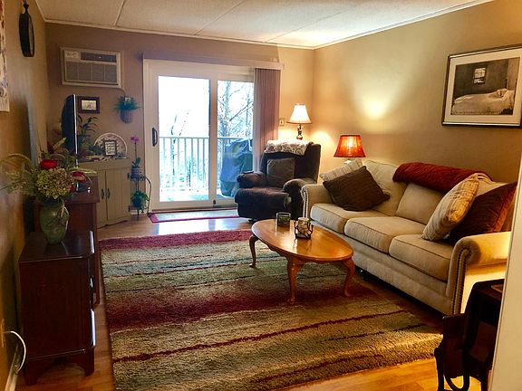 2nd image of 600 Campbell Cir Unit 7