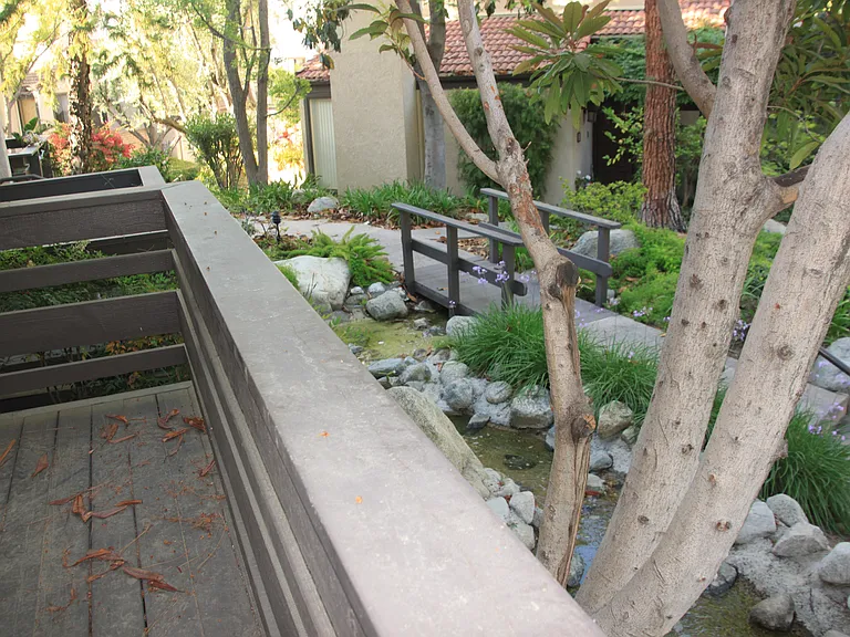 Beautiful Warner Village Community