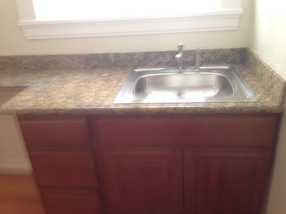 5th image of 1121 Bush St APT 8